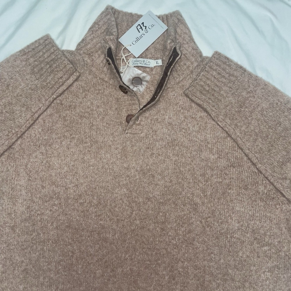 Collars & Co Men Balmoral Three Button Luxury‎ Wool Sweater Camel Tan XL NEW